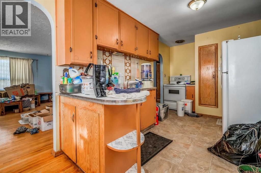 Single Family House Bungalow for Sale in   Street SW Killarney/Glengarry Calgary 