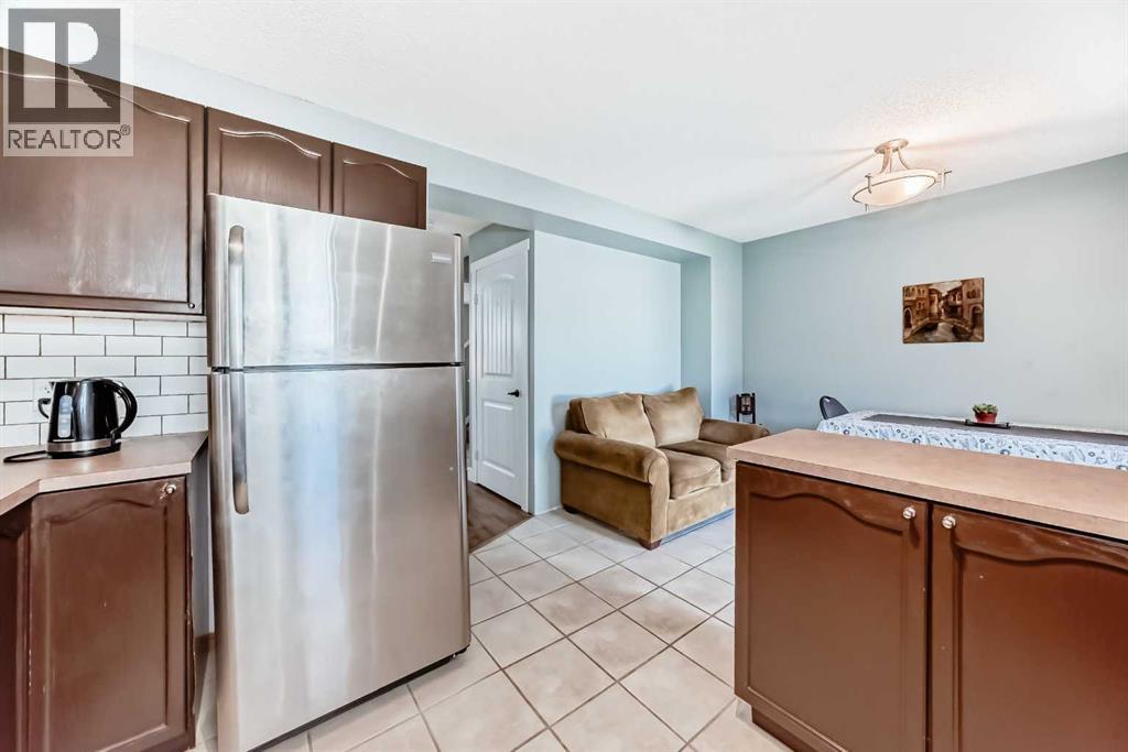 Single Family House for Sale in  Martinvalley Way NE Martindale Calgary 