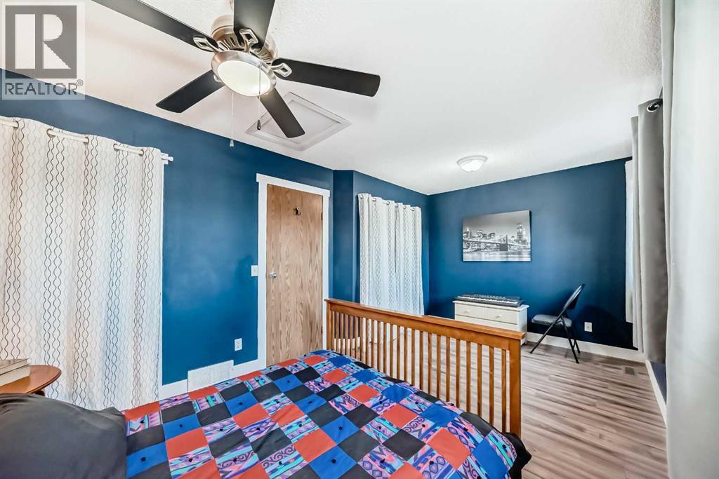 Single Family House for Sale in  Martinvalley Way NE Martindale Calgary 