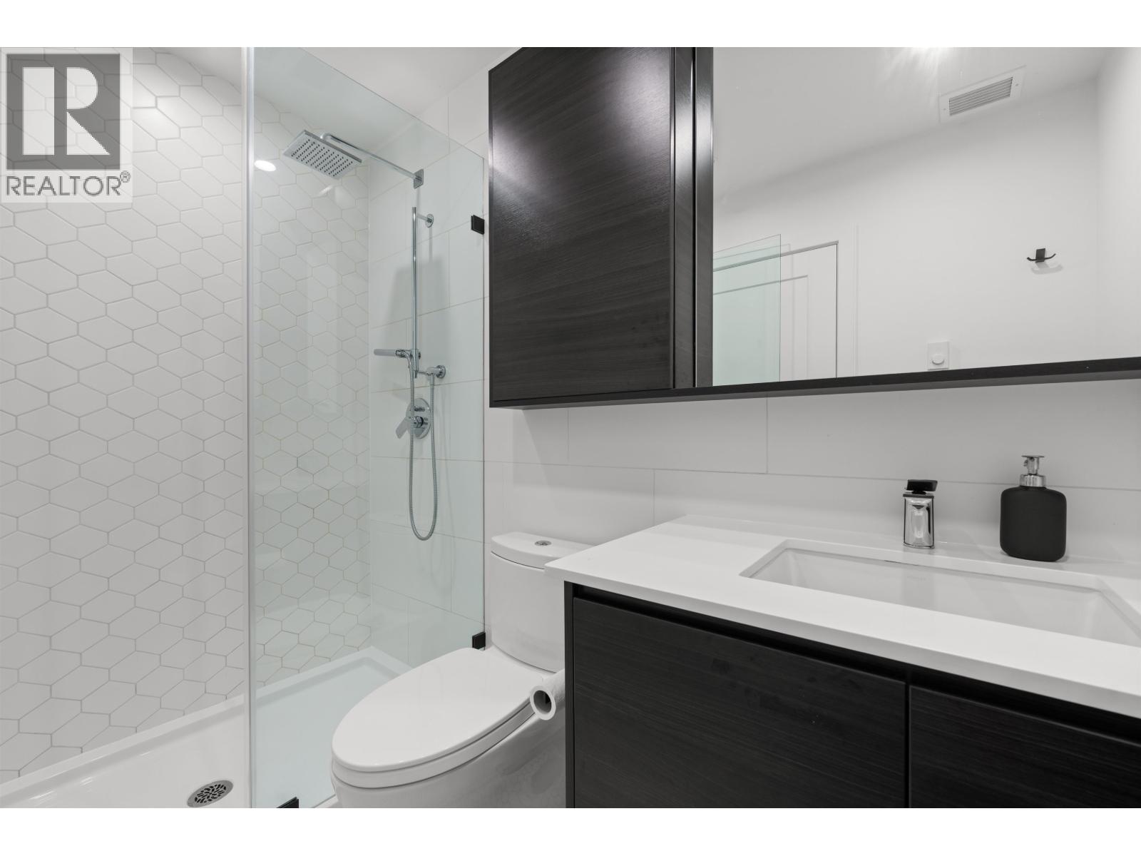 621 3131 MURRAY STREET, Port Moody