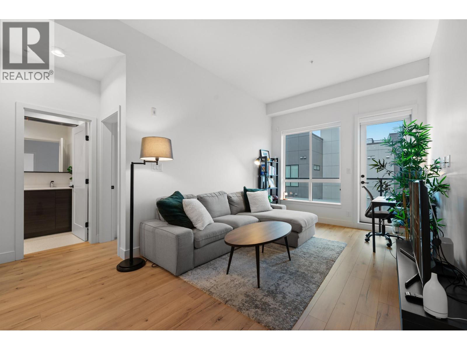 621 3131 MURRAY STREET, Port Moody