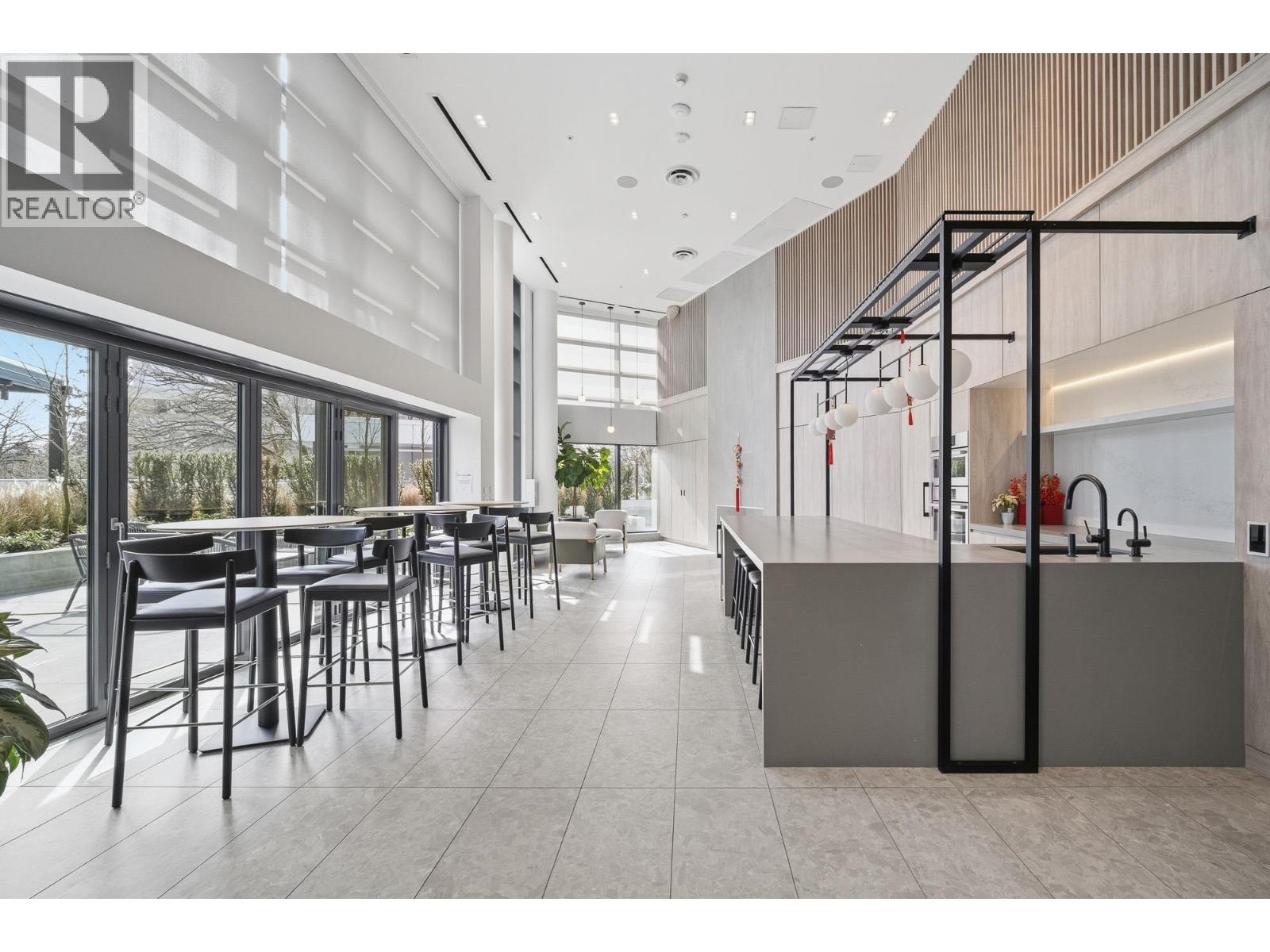 #619-6300 MINORU Boulevard, Richmond