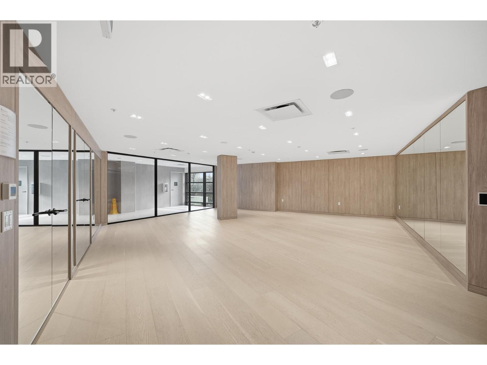 #619-6300 MINORU Boulevard, Richmond