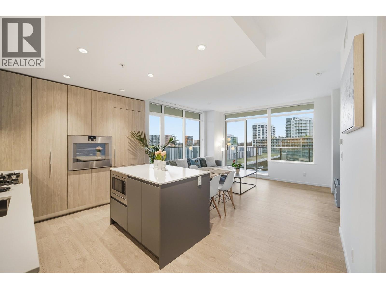 #619-6300 MINORU Boulevard, Richmond