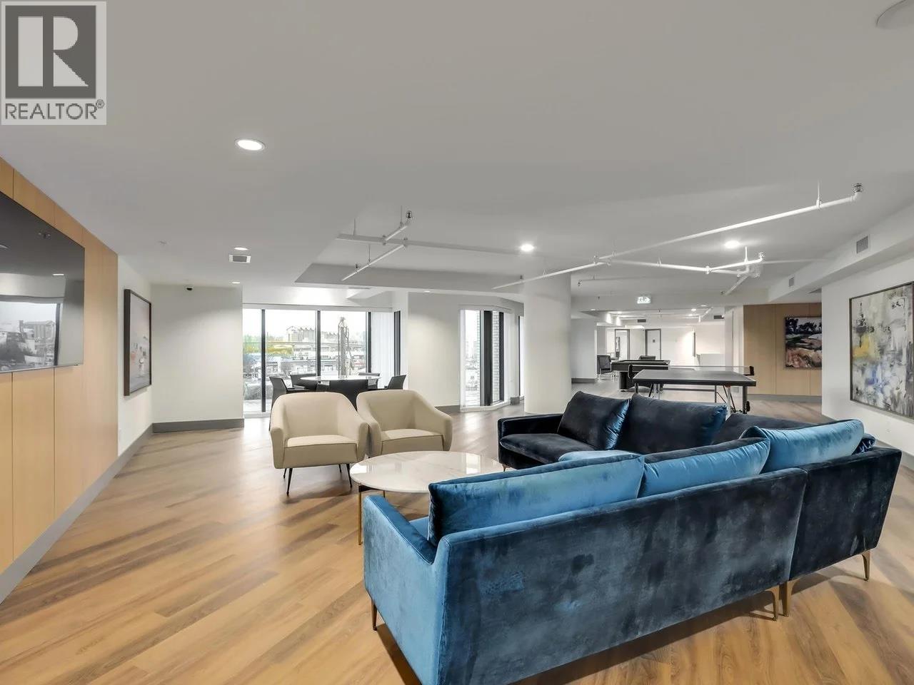 #907-8699 HAZELBRIDGE Way, Richmond