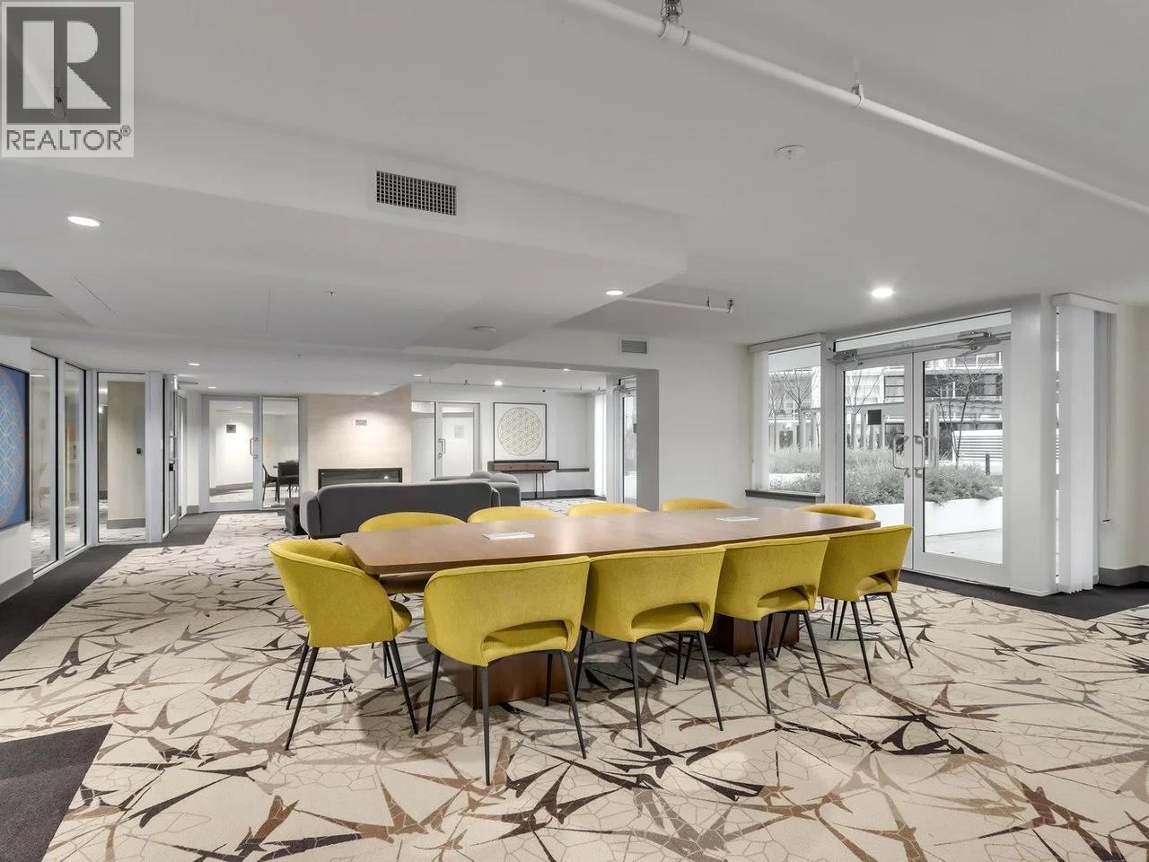 #907-8699 HAZELBRIDGE Way, Richmond