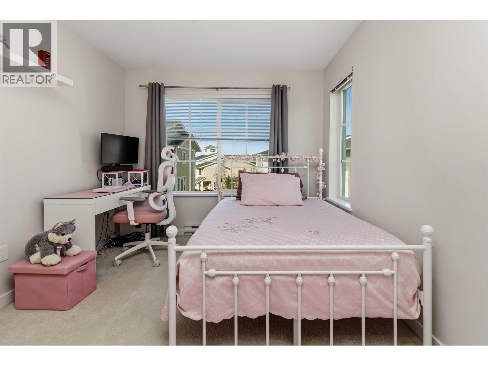 #88-5551 ADMIRAL Way, Ladner