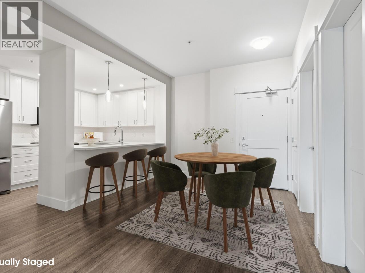 4219 2180 KELLY Avenue - photo 2