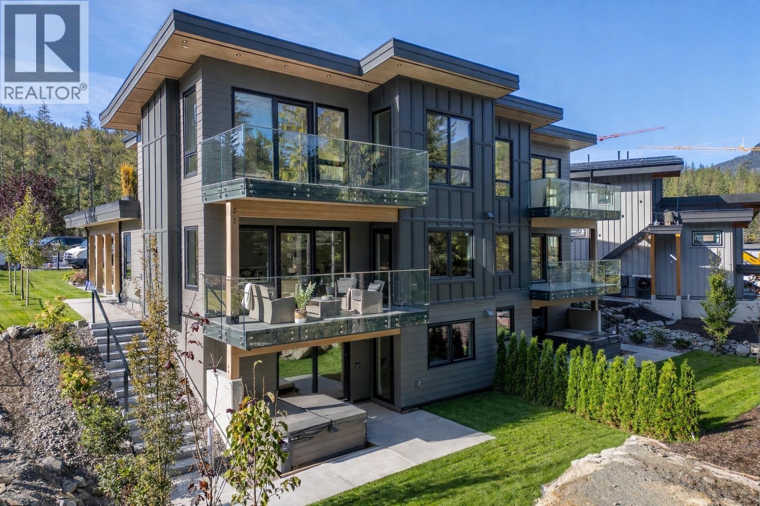 1733 RIVER RUN PLACE, Whistler