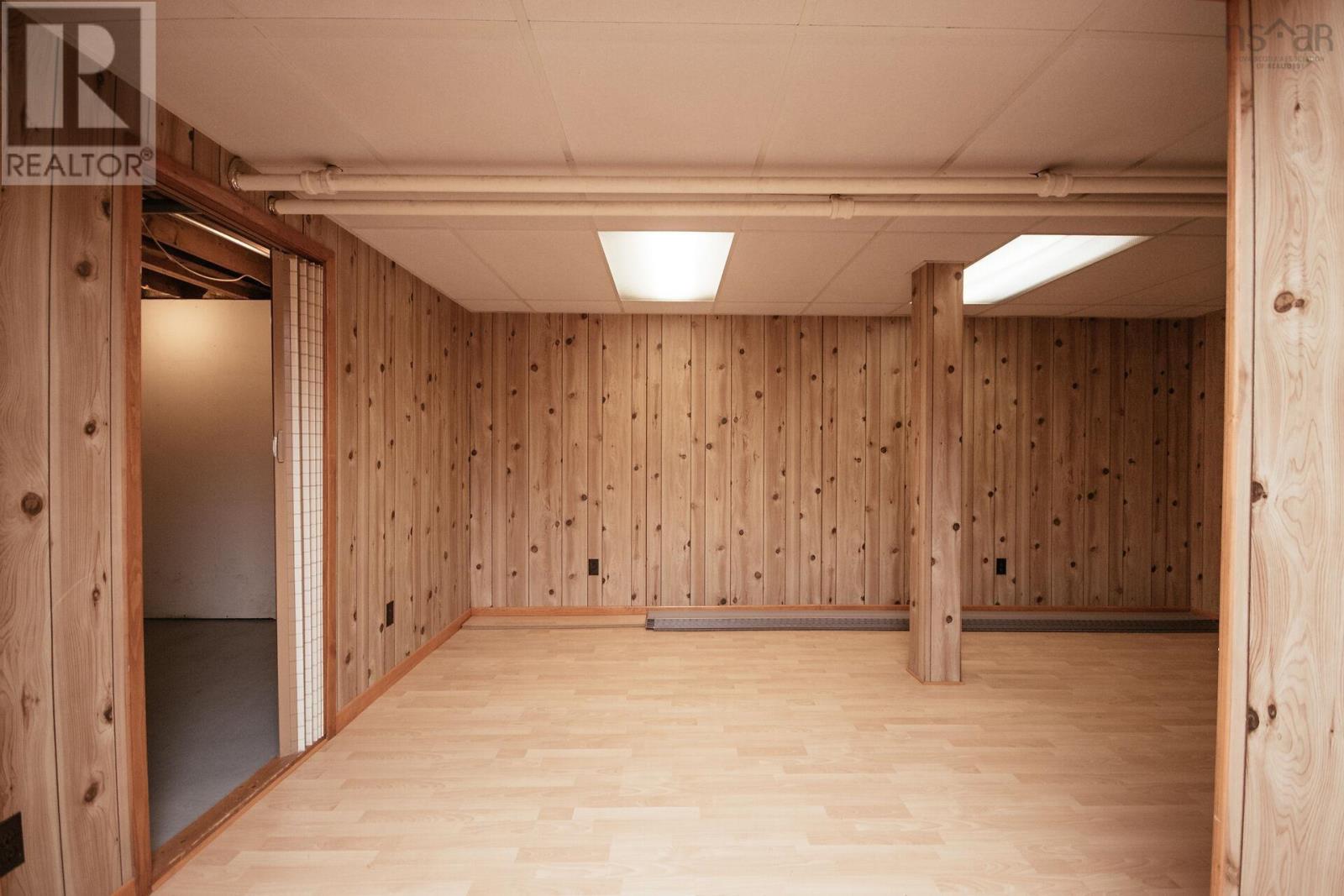 Property 29 of 50 of 2879 RALPH DEVLIN Drive