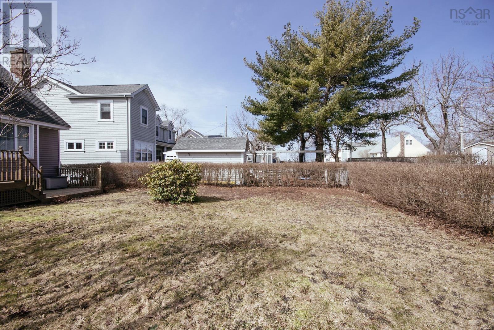 Property 19 of 50 of 2879 RALPH DEVLIN Drive