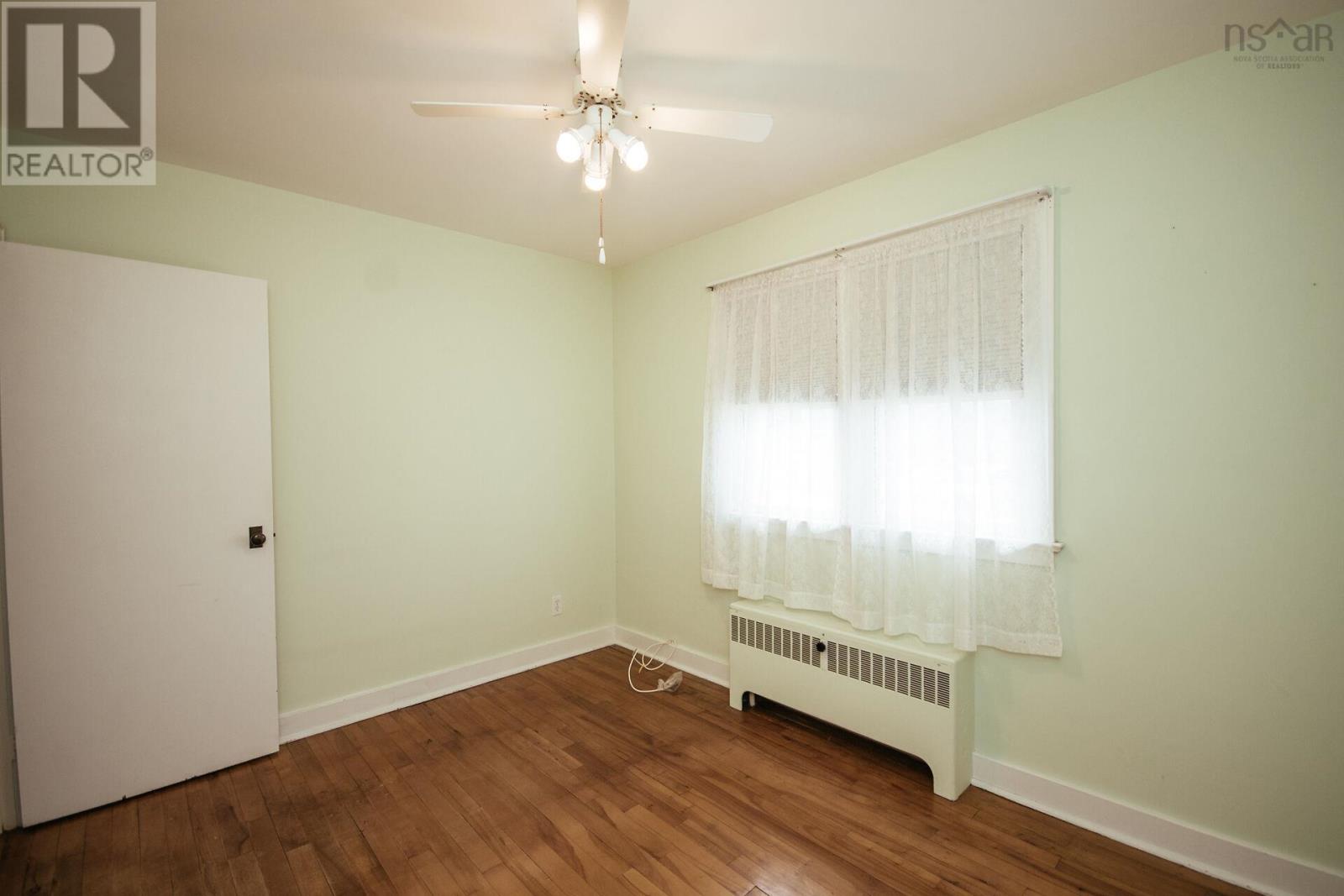 Property 39 of 50 of 2879 RALPH DEVLIN Drive