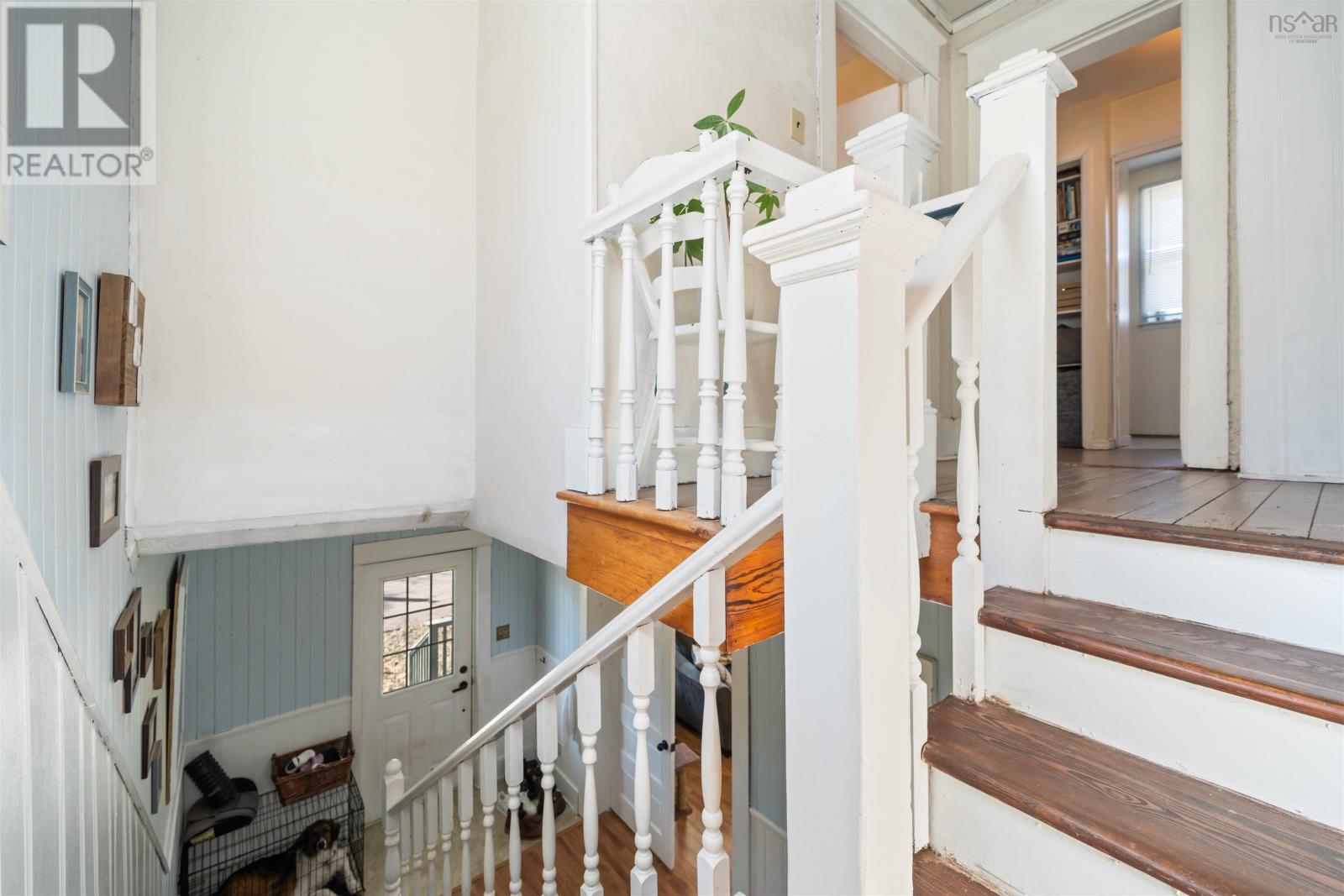 Property 27 of 49 of 2 Davison Street