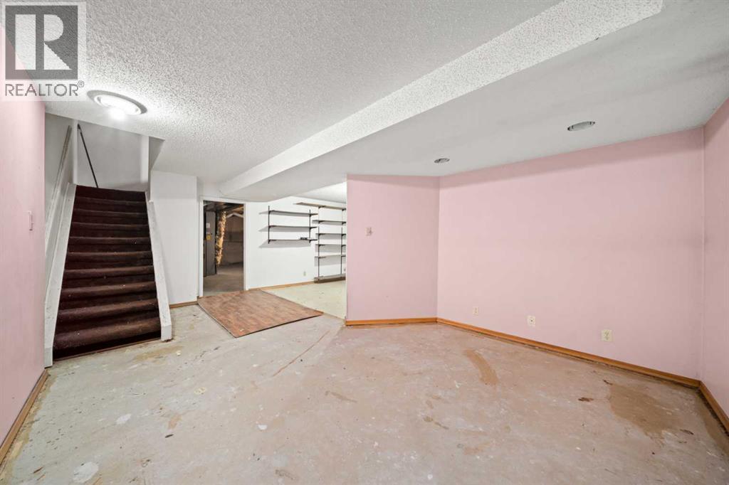 Single Family House Bungalow for Sale in  Deerview Court SE Deer Ridge Calgary 