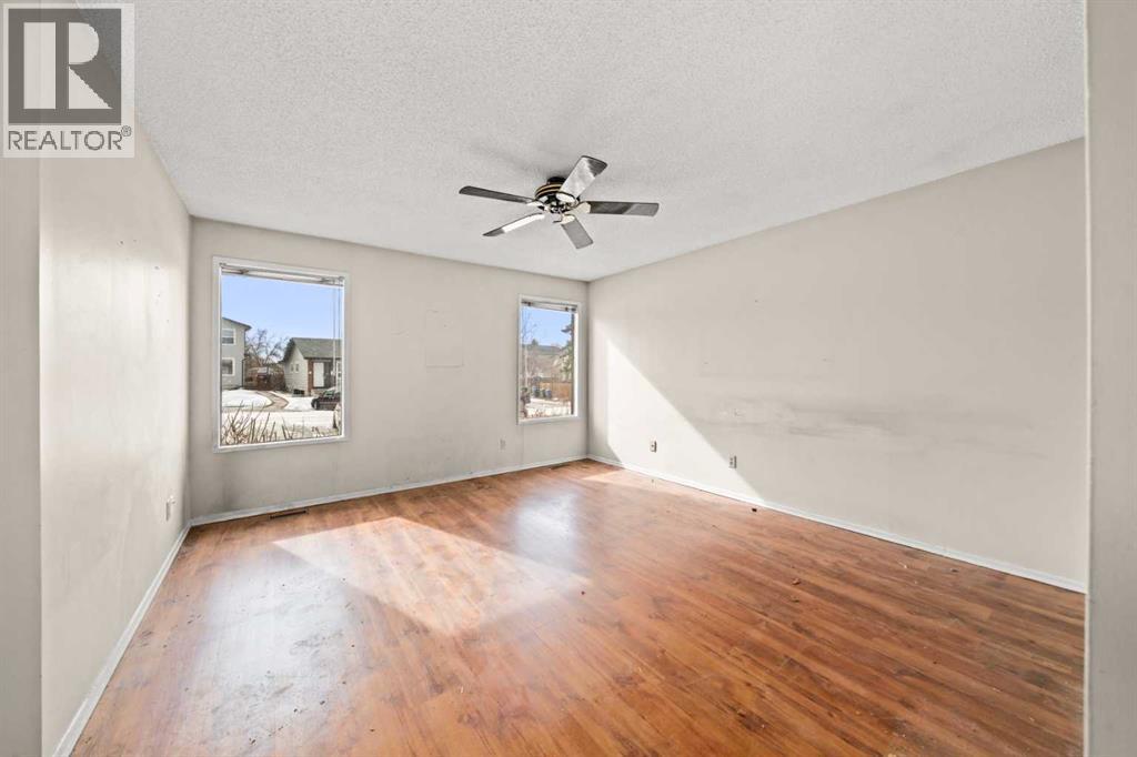 Single Family House Bungalow for Sale in  Deerview Court SE Deer Ridge Calgary 