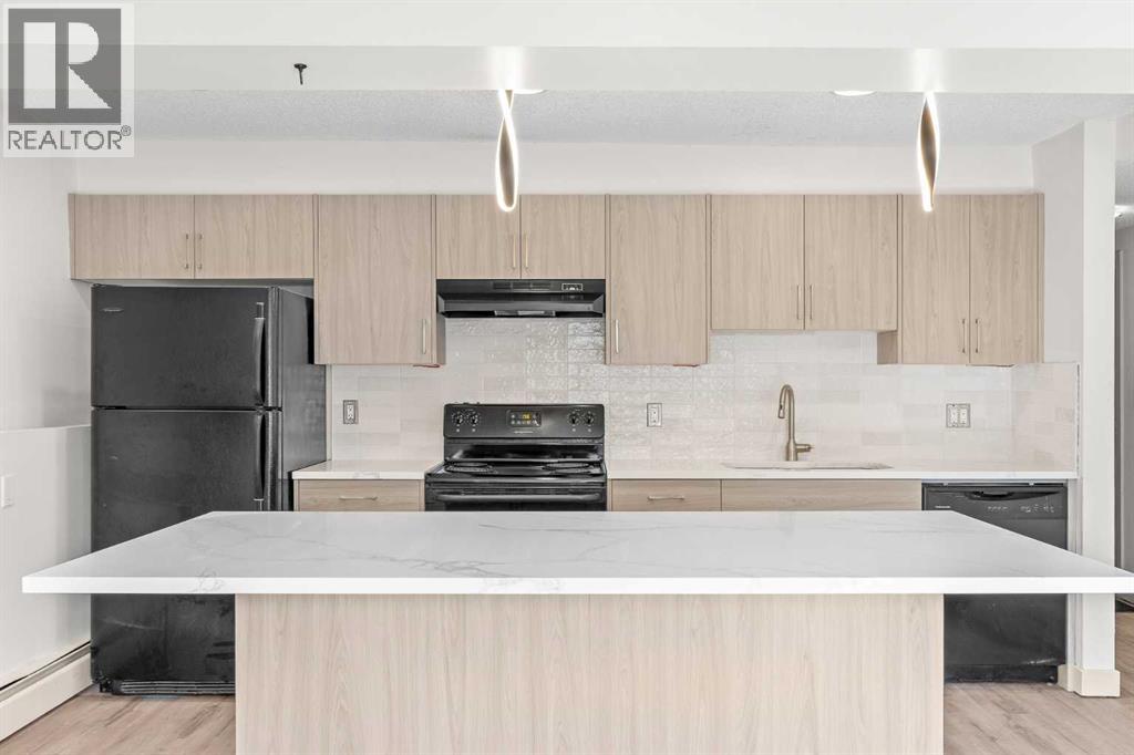 Single Family House for Sale in    Avenue SW Sunalta Calgary 