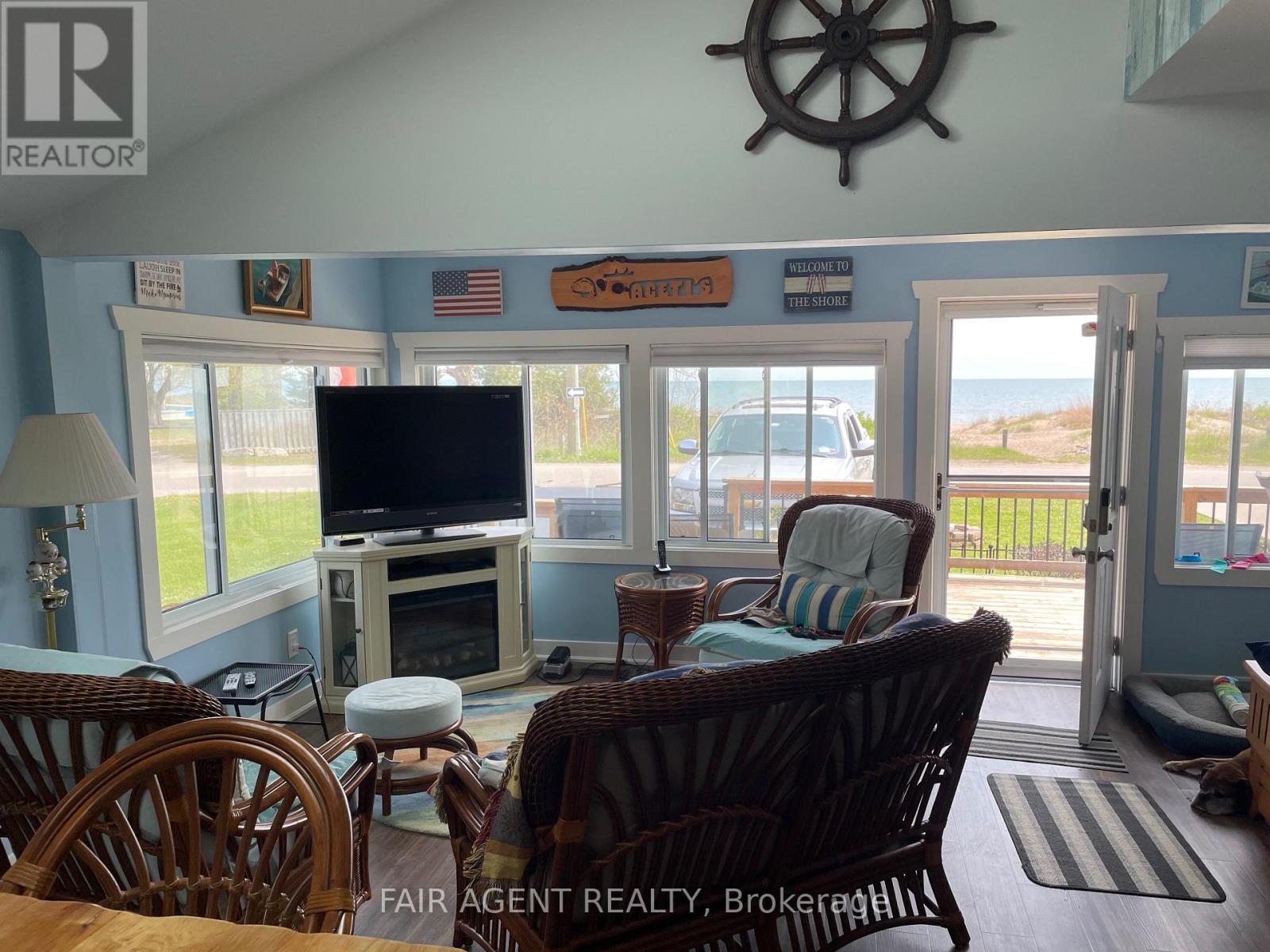 19 ORDNANCE AVENUE - 3