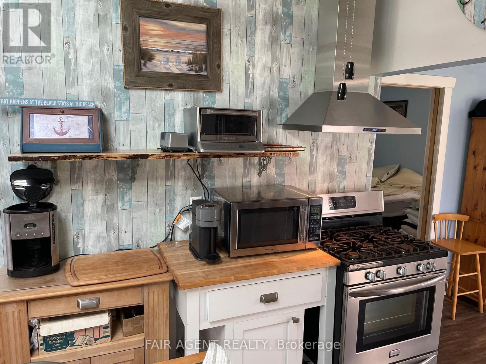 19 ORDNANCE AVENUE - 7