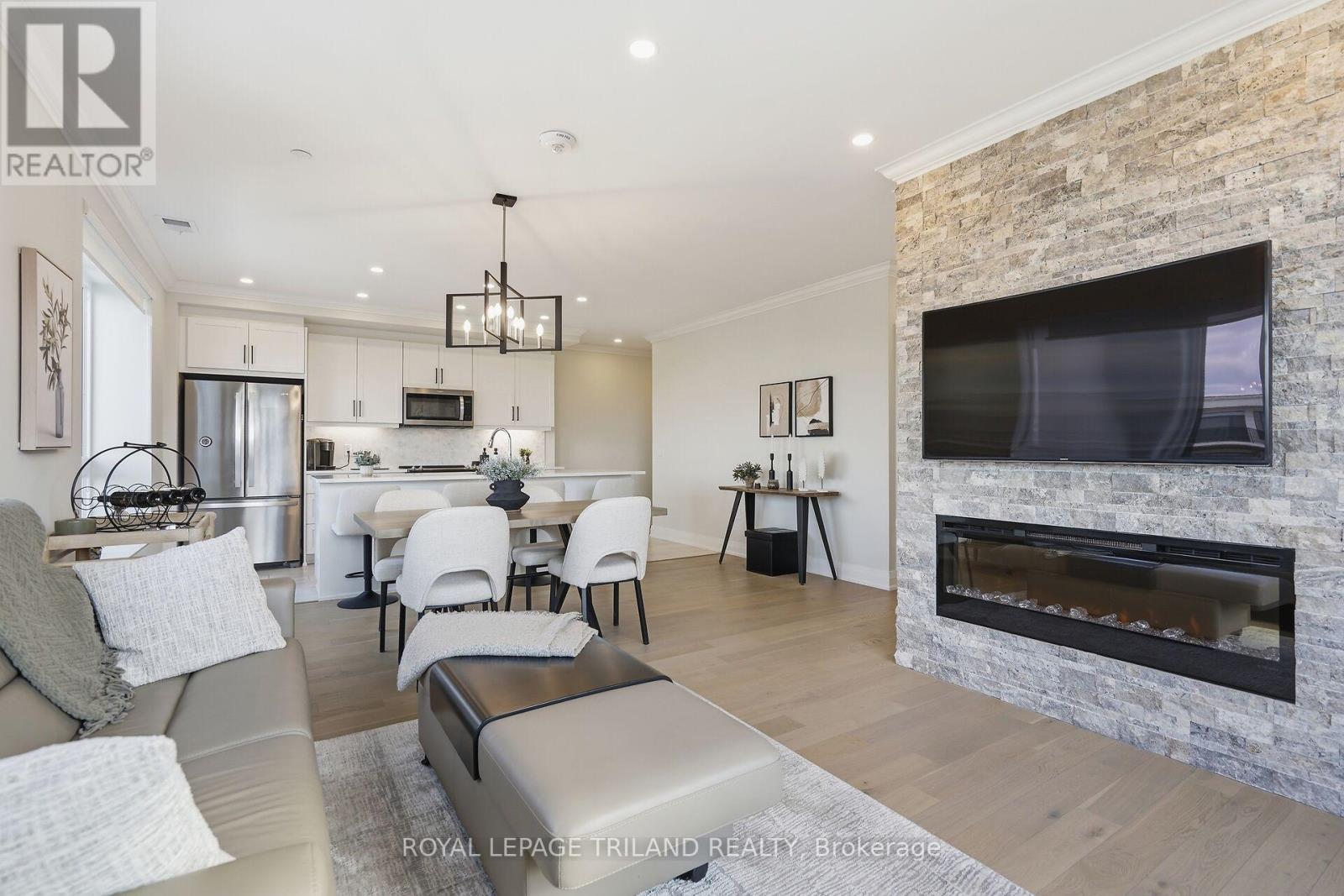 #310 1560 UPPER WEST AVENUE - 20