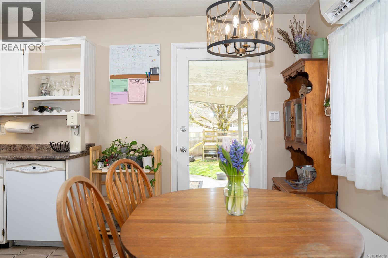 1816 DEBORAH DR - 10