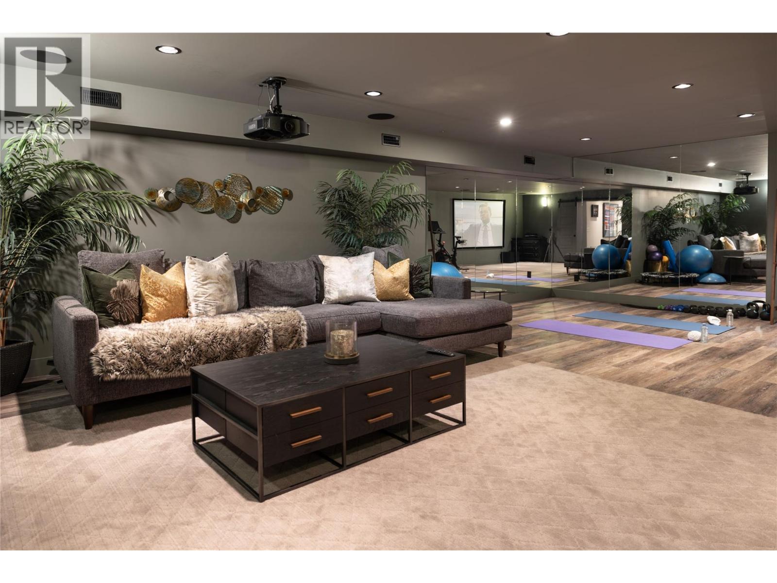 1388 MINE HILL DRIVE - 32