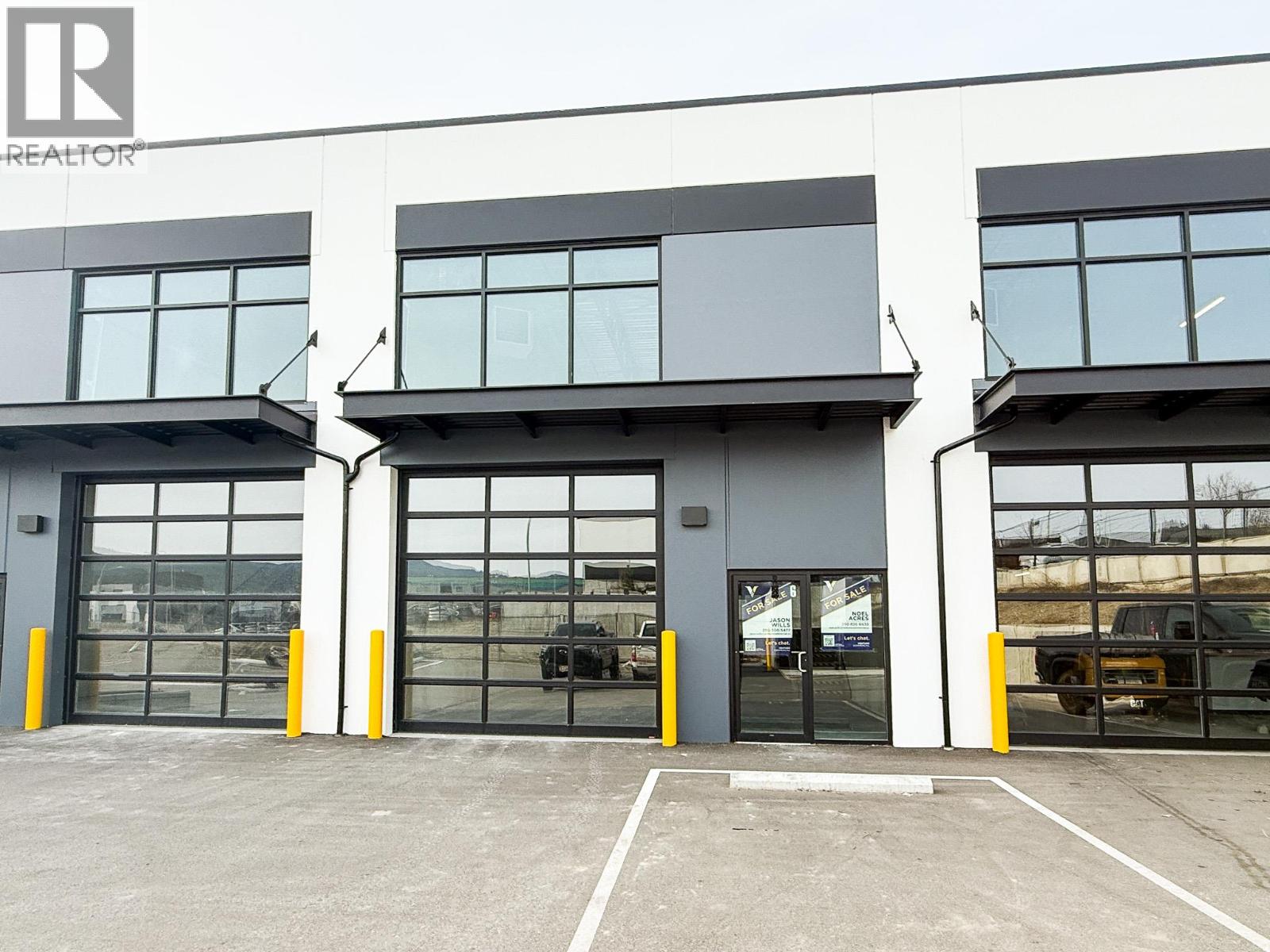 6 1990 Pier Mac Way, Kelowna