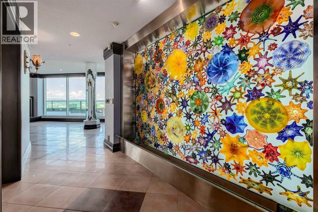 Single Family House for Sale in    Avenue SW Eau Claire Calgary 