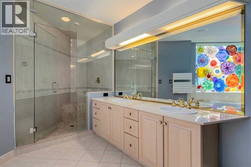 Single Family House for Sale in    Avenue SW Eau Claire Calgary 