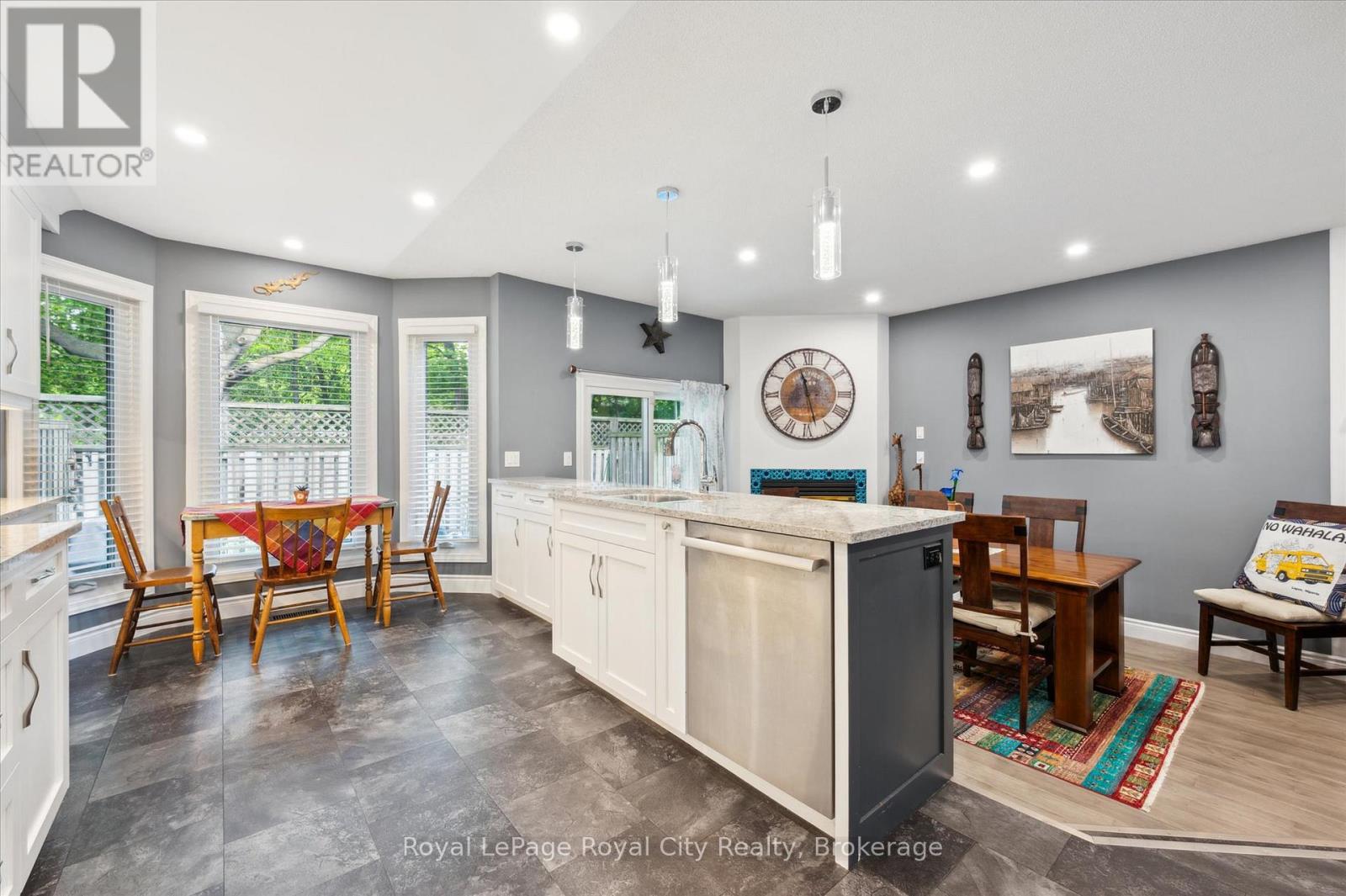 21 MARILYN DRIVE - 21