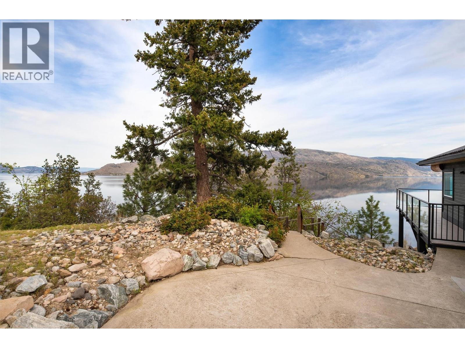 7172 Brent Road, Peachland
