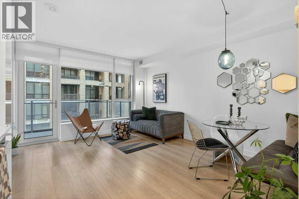 Single Family House for Sale in   Waterfront Court SW Chinatown Calgary 