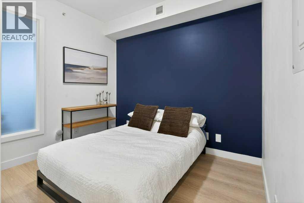 Single Family House for Sale in   Waterfront Court SW Chinatown Calgary 