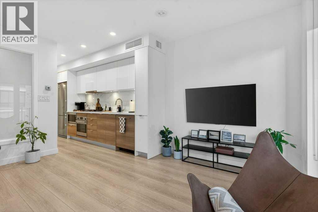 Single Family House for Sale in   Waterfront Court SW Chinatown Calgary 