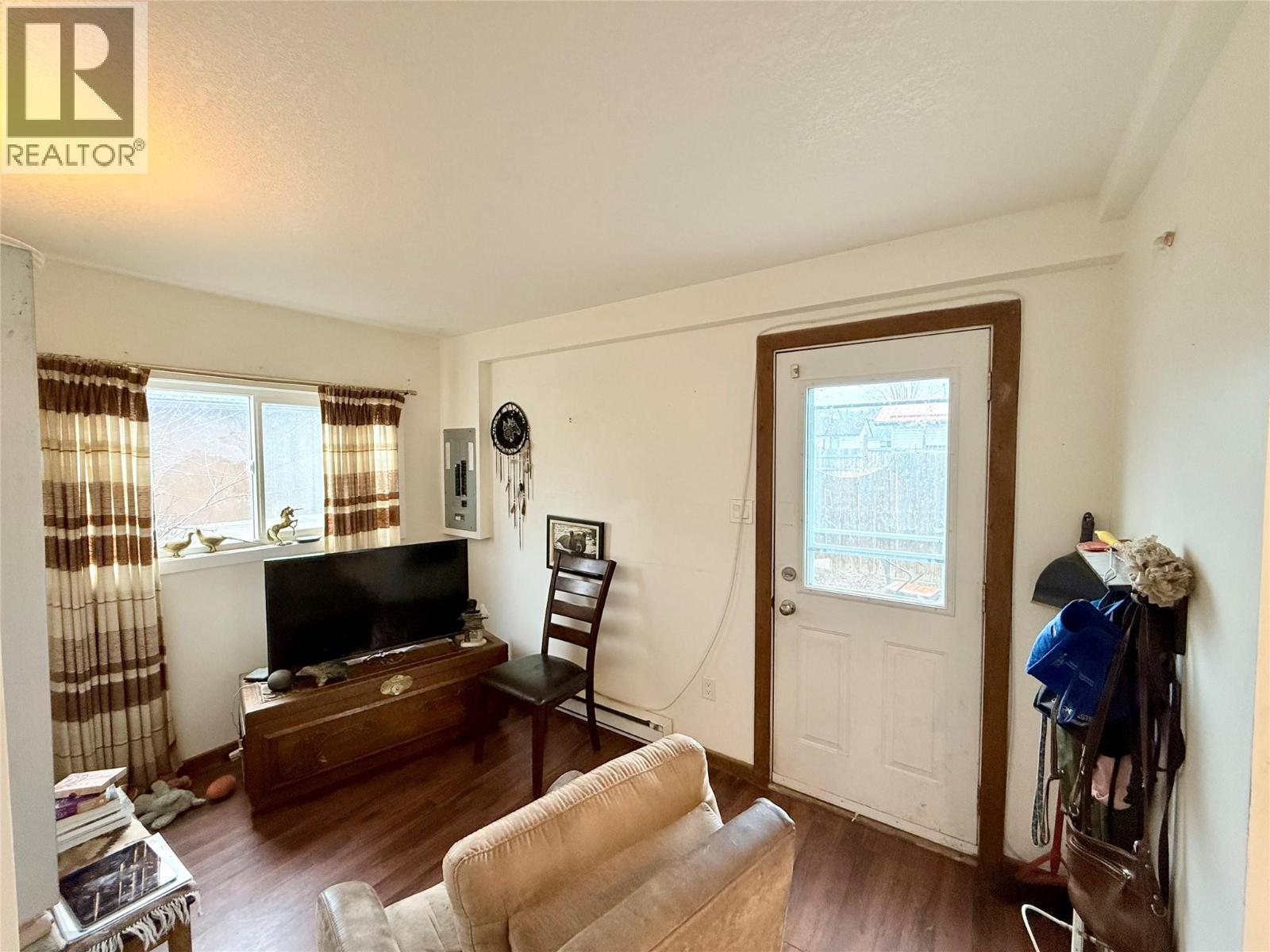  317 4TH Avenue South, Cranbrook