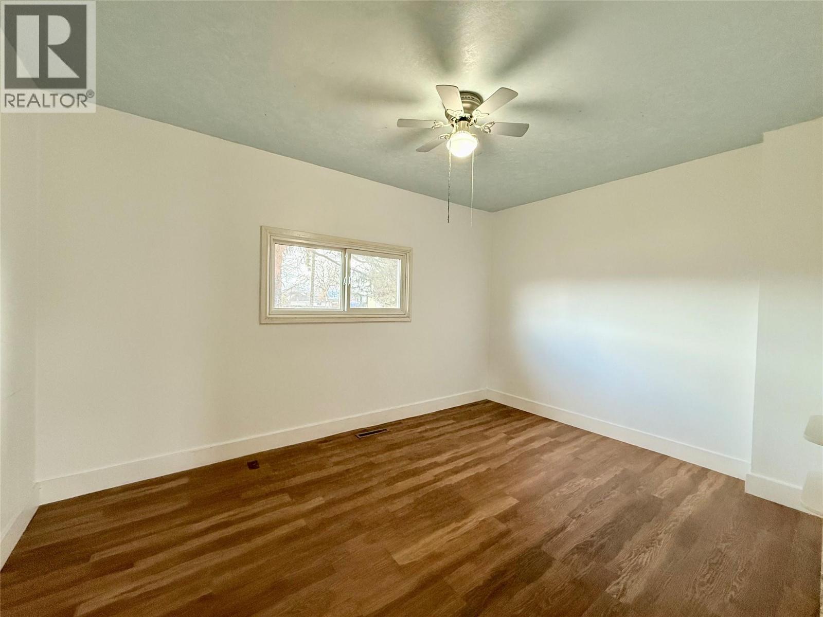  317 4TH Avenue South, Cranbrook