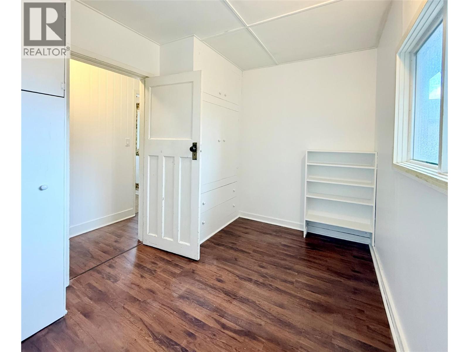  317 4TH Avenue South, Cranbrook