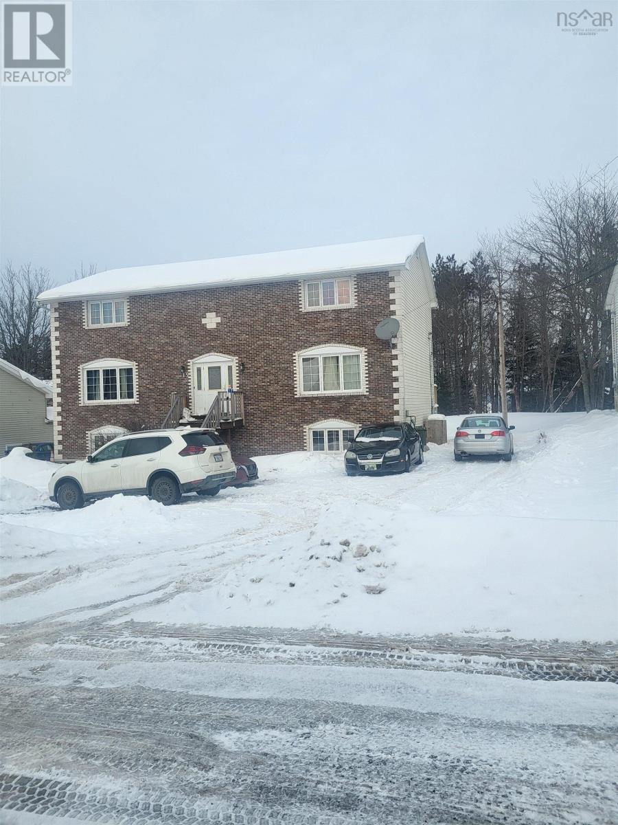 Property 1 of 3 of 15/17 Keywest Court