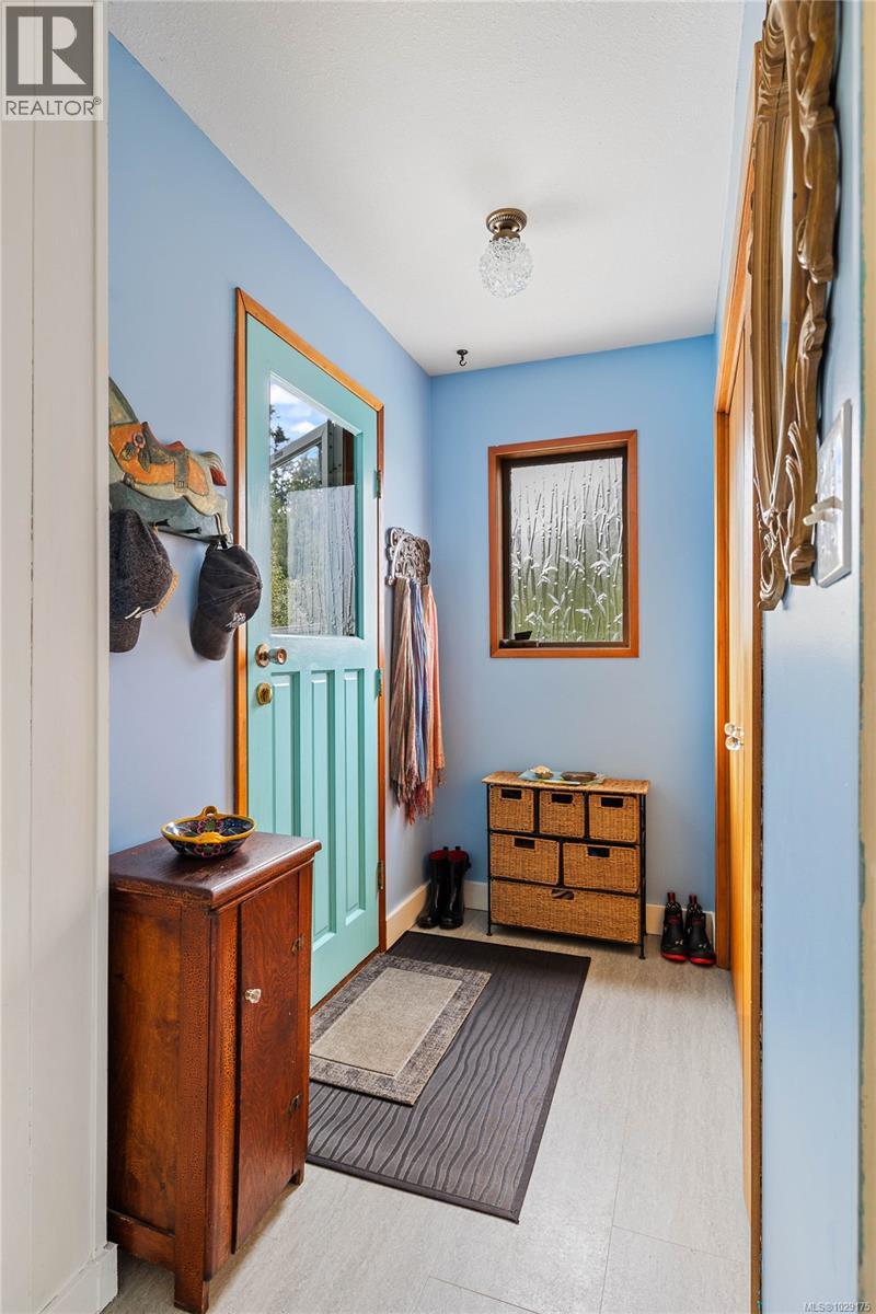  321 Maliview Drive, Salt Spring