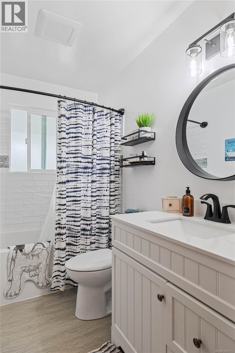  321 Maliview Drive, Salt Spring