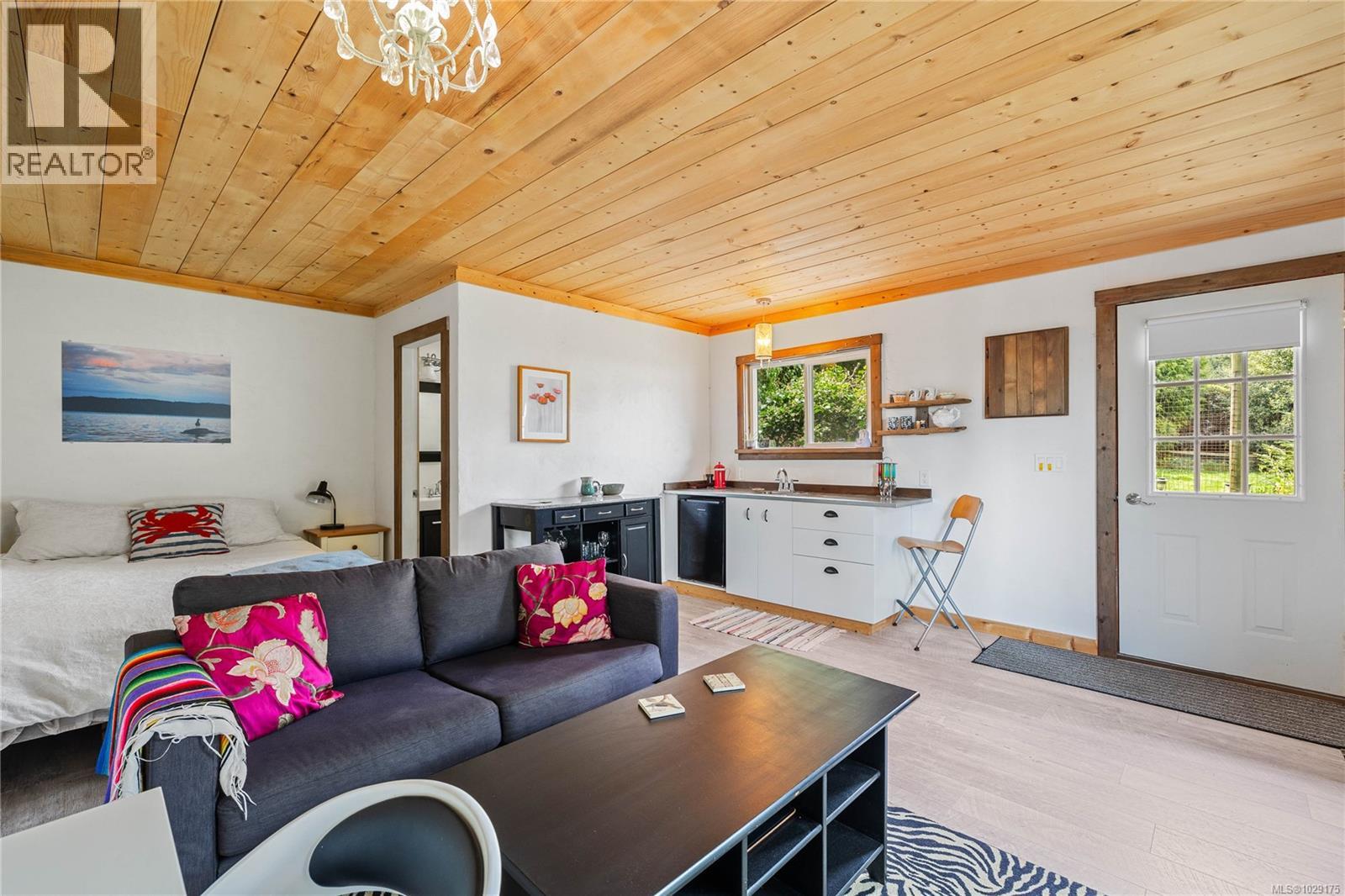  321 Maliview Drive, Salt Spring