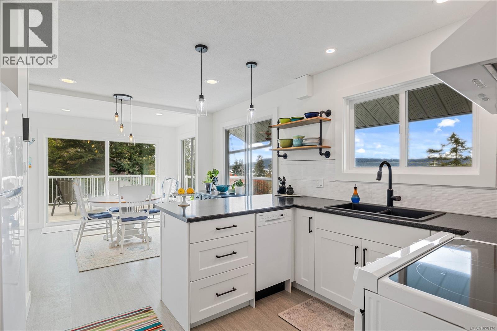  321 Maliview Drive, Salt Spring