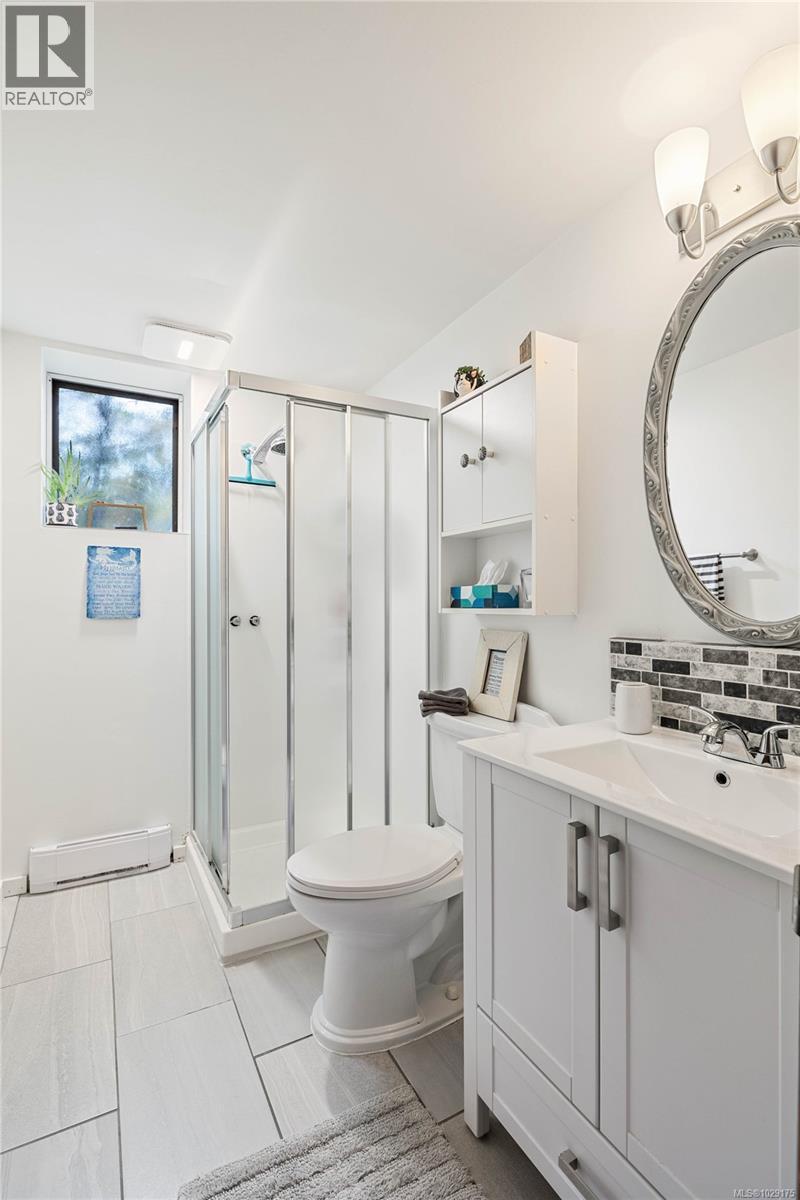  321 Maliview Drive, Salt Spring