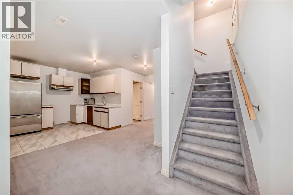 Single Family House for Sale in  Sherwood Street NW Sherwood Calgary 