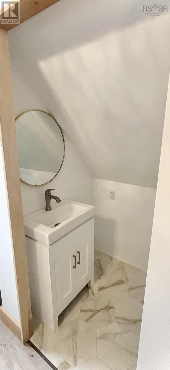 Property 2 of 15 of 1318 Sweetland Road