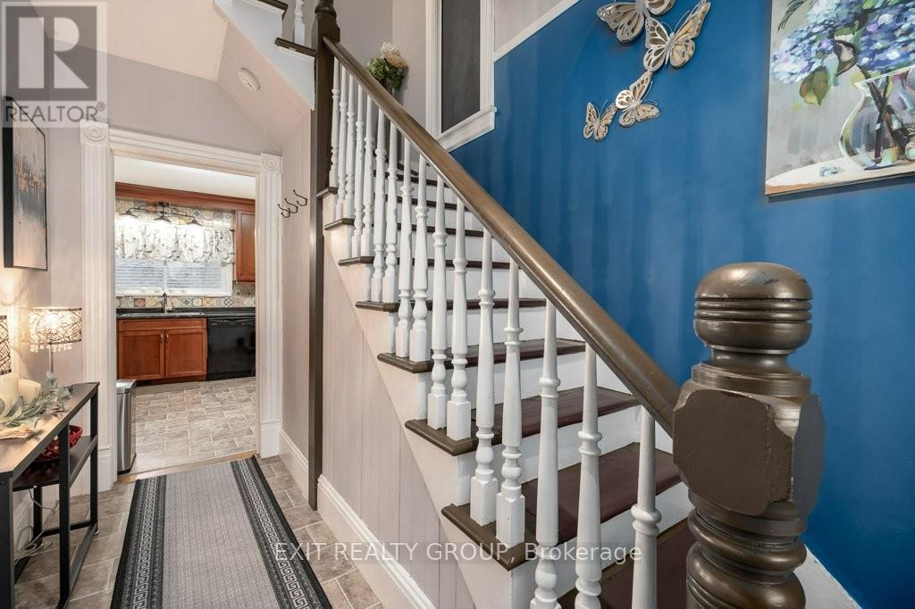 134 WATER STREET W - 7