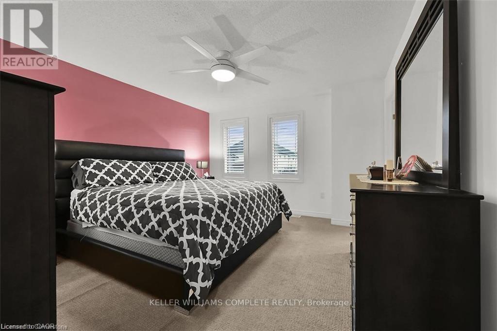 35 WILLOWBANKS TERRACE - 12