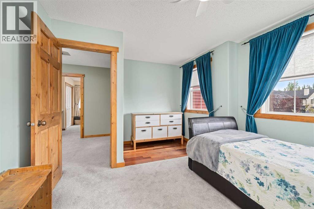 Single Family House for Sale in  Hidden Creek Heights NW Hidden Valley Calgary 