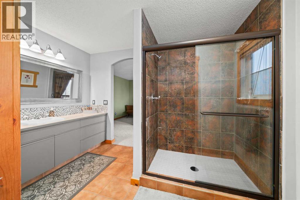 Single Family House for Sale in  Hidden Creek Heights NW Hidden Valley Calgary 