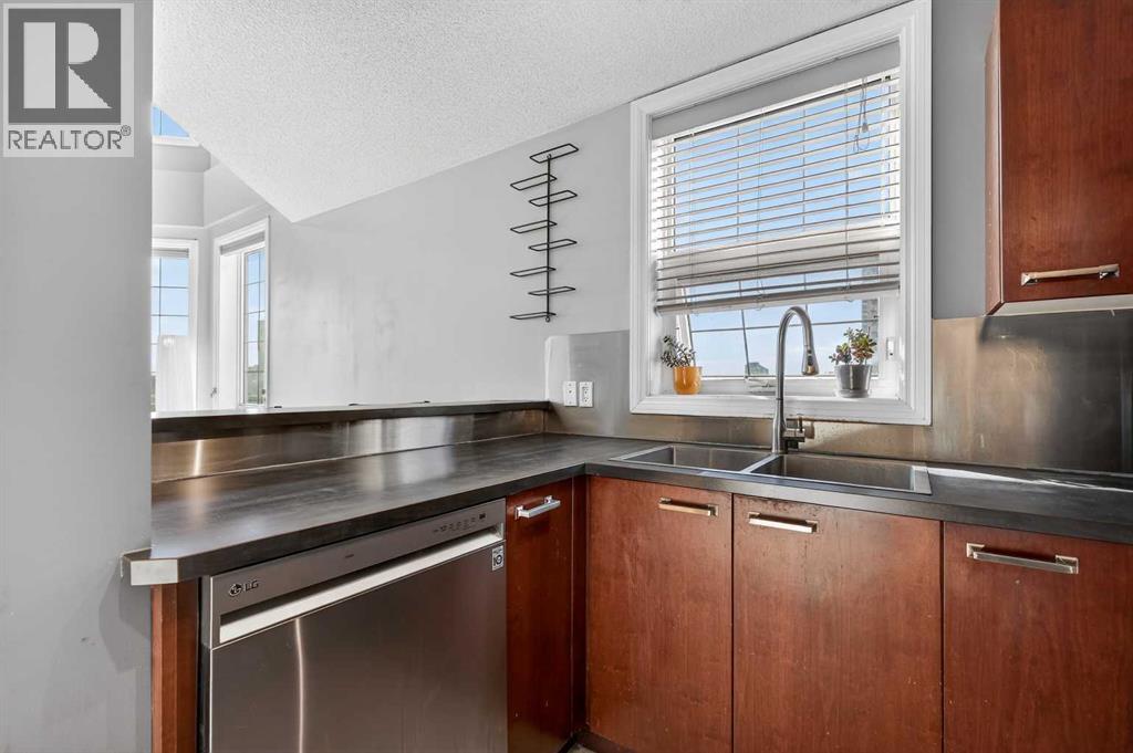 Single Family House for Sale in    Avenue SE Beltline Calgary 