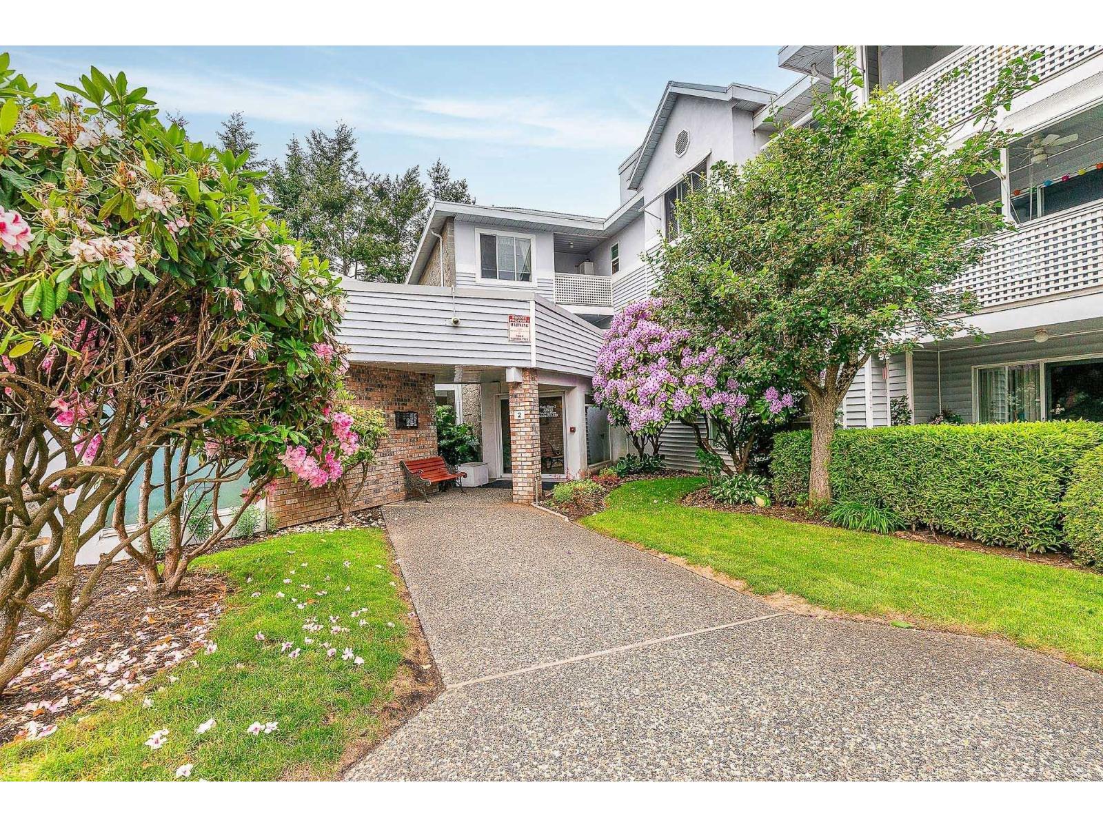 119 32833 LANDEAU Place - main photo